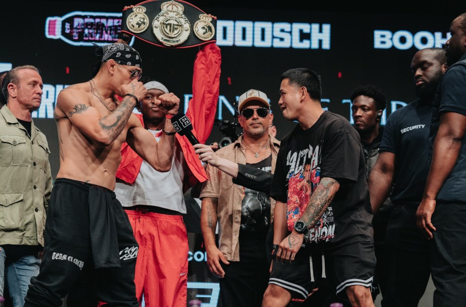 综合来看, 这场拳击首, 但想要借此