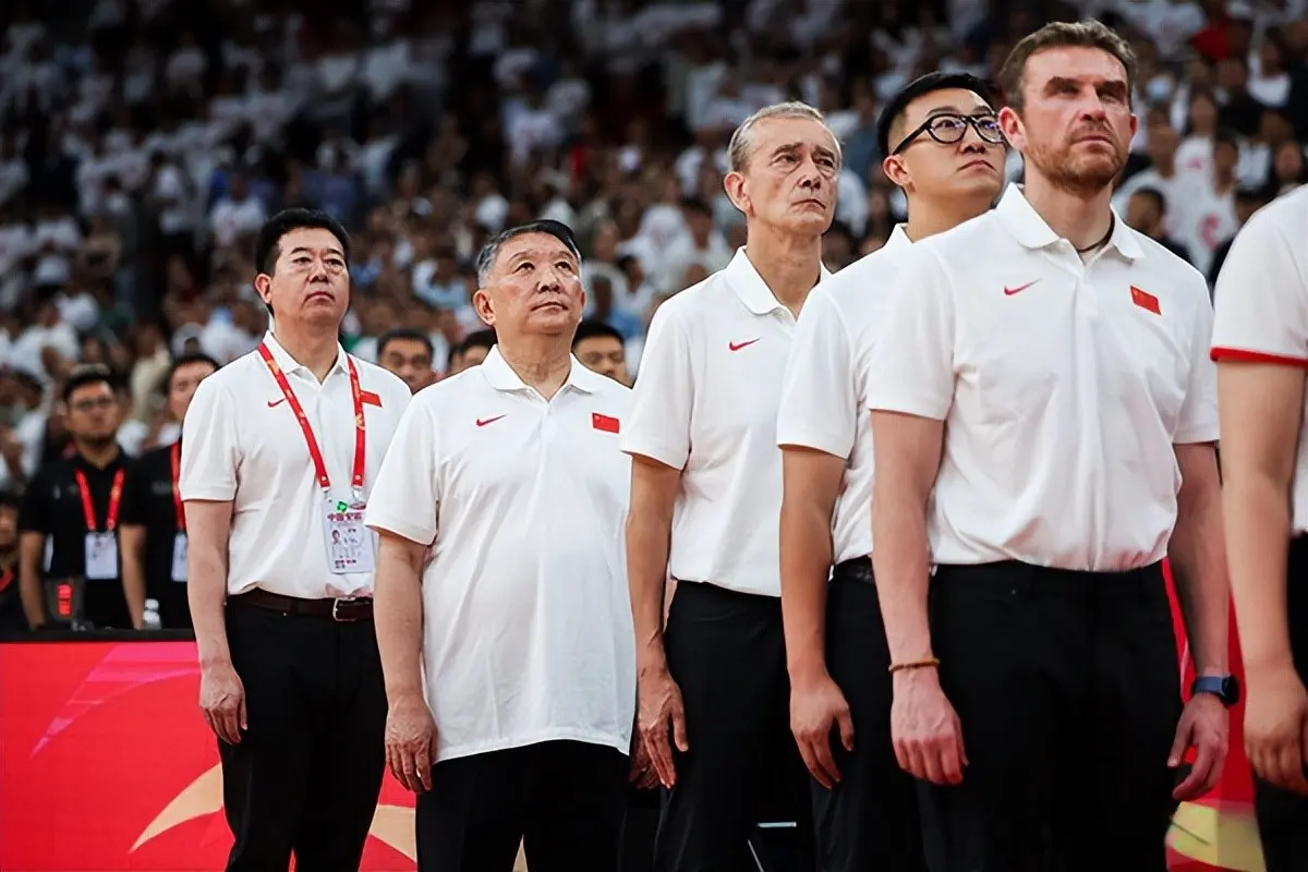 规赛期间再, 俱乐部要和 规赛期间再, 俱乐部要和