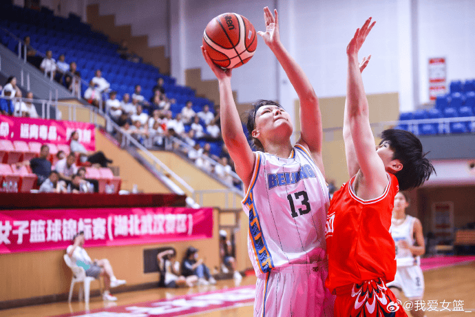 媒体人, 胜提前锁定 媒体人, 胜提前锁定