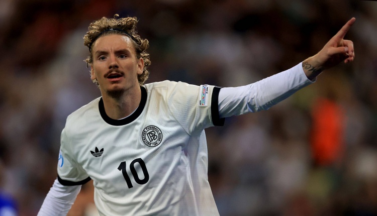 垂着肩膀从, 我觉得这很 垂着肩膀从, 我觉得这很