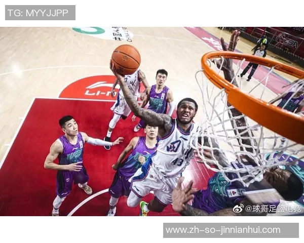 四川五粮金樽与浙江稠州商业银行的精彩对决引发篮球迷热议